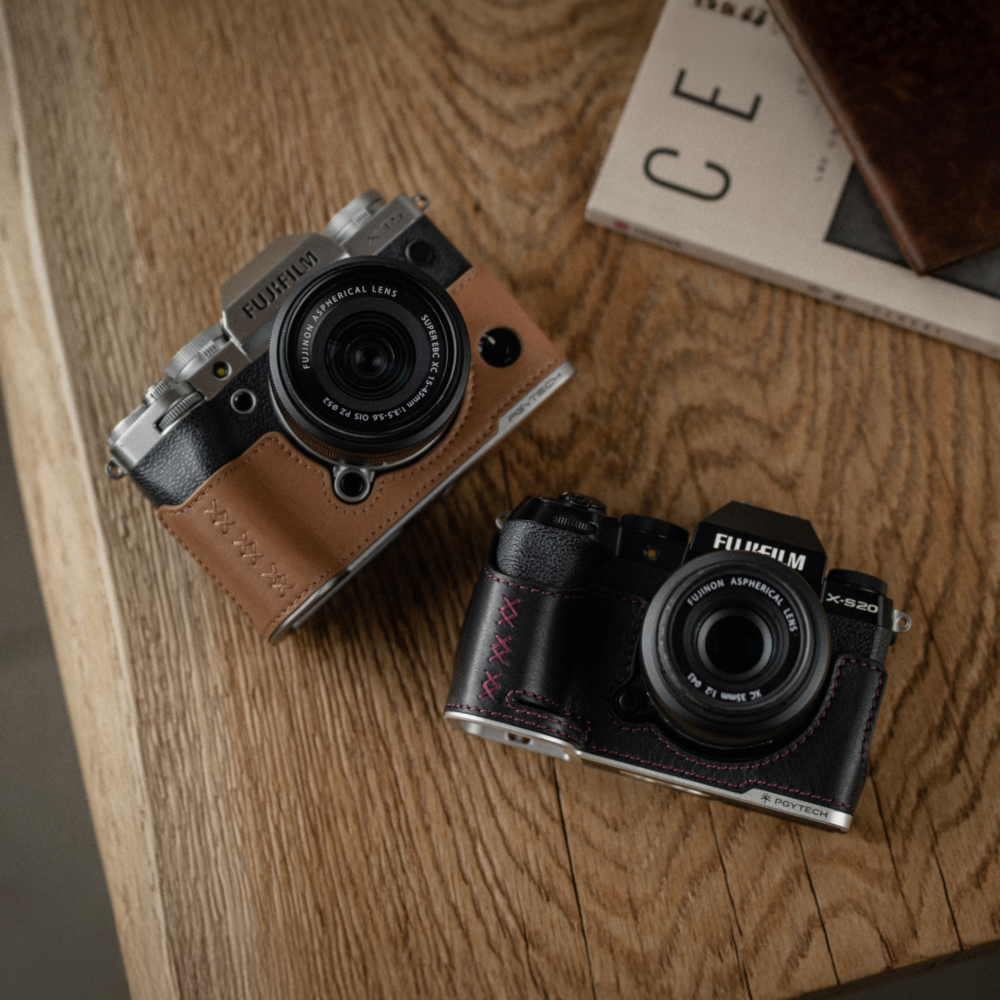 Leather Camera Case (For FujiFilm)