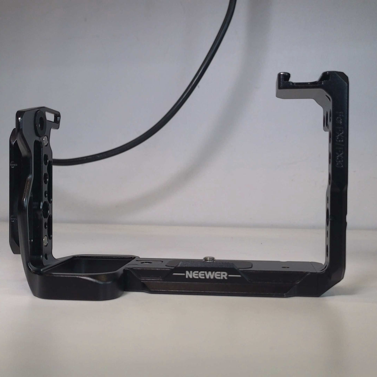 Used Neewer Camera Cage for Sony FX3 & FX30