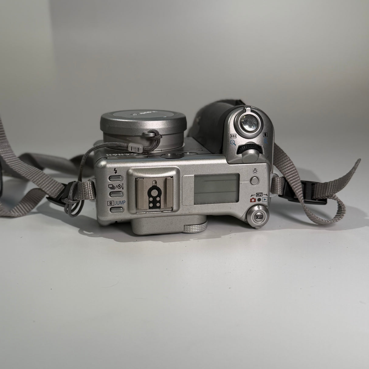 (USED) Canon PowerShot G6 Digital Camera