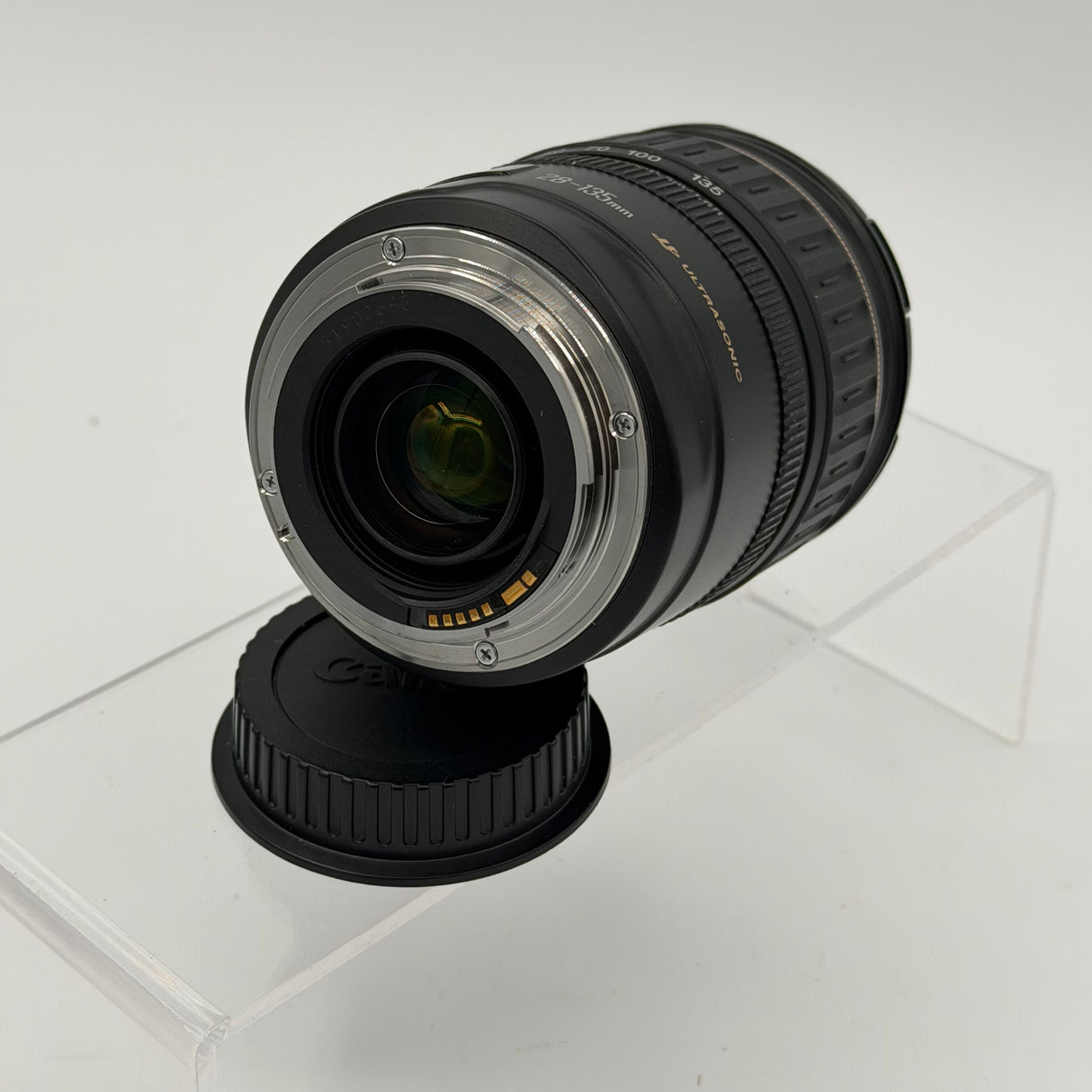 (USED) Canon EF 28-135mm f/3.5-5.6 IS Lens