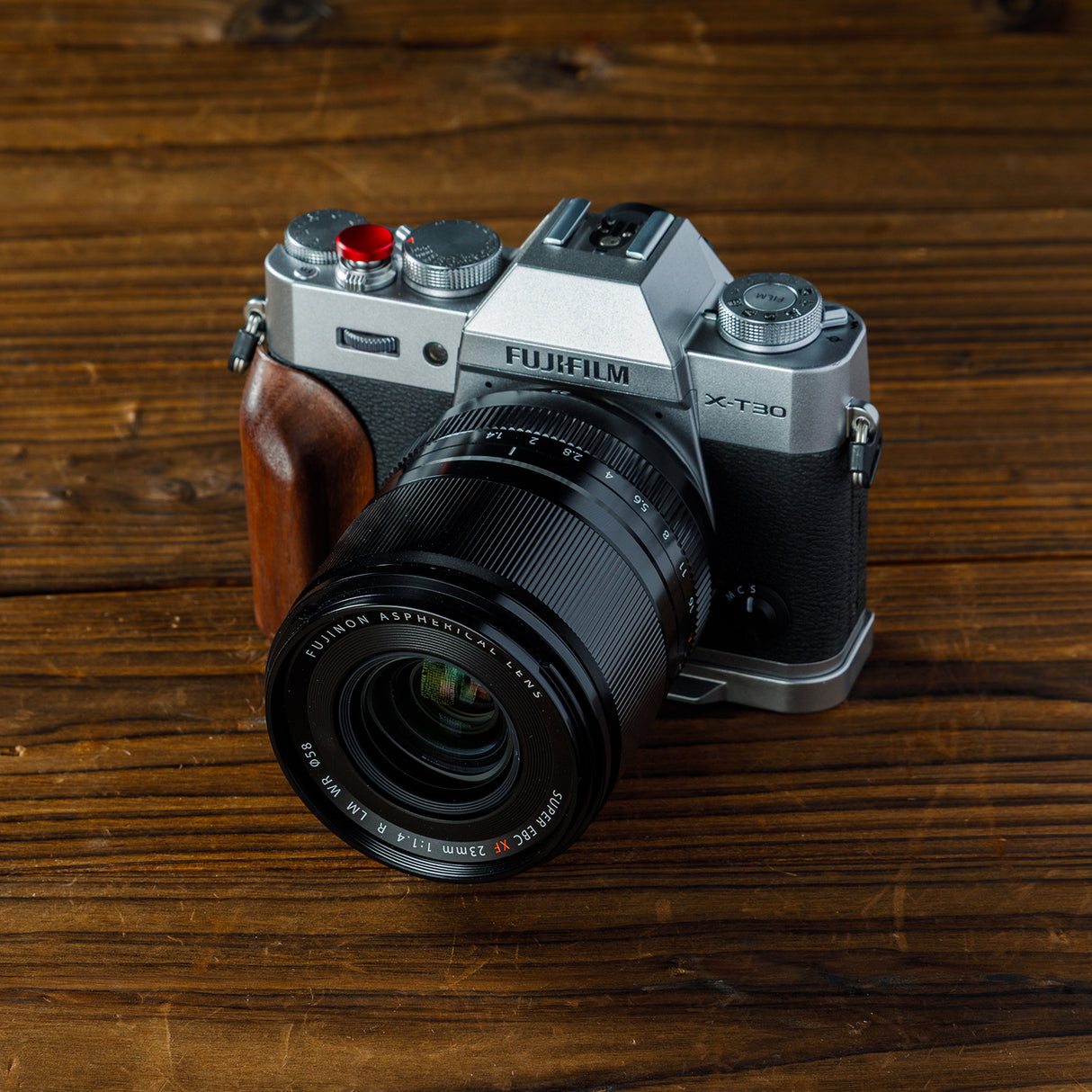 SmallRig L-Shaped Mount Plate with Wooden Handle for FUJIFILM X-T30 & X-T30 II & X-T30 III (Silver)
