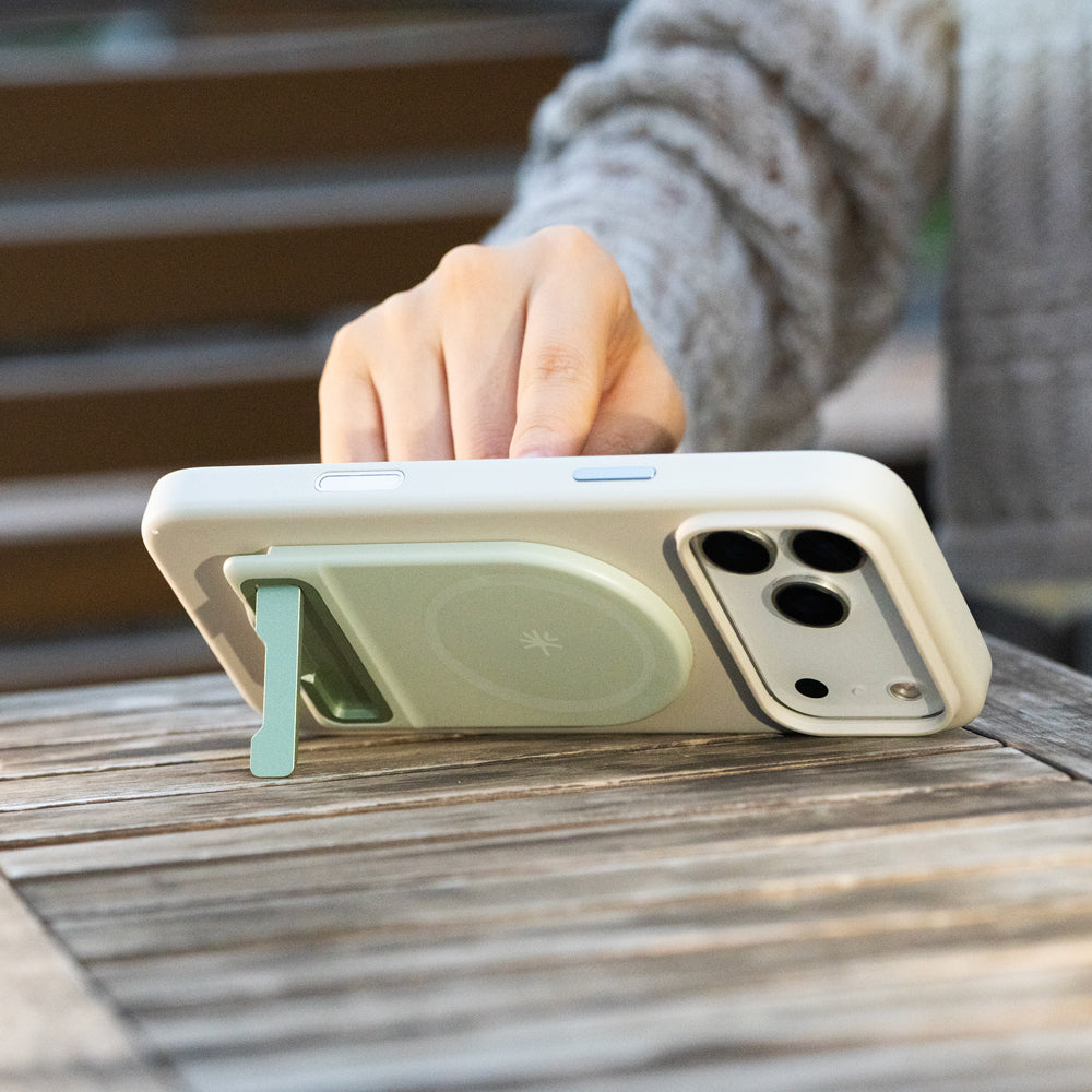 MagCam 2 Phone Grip