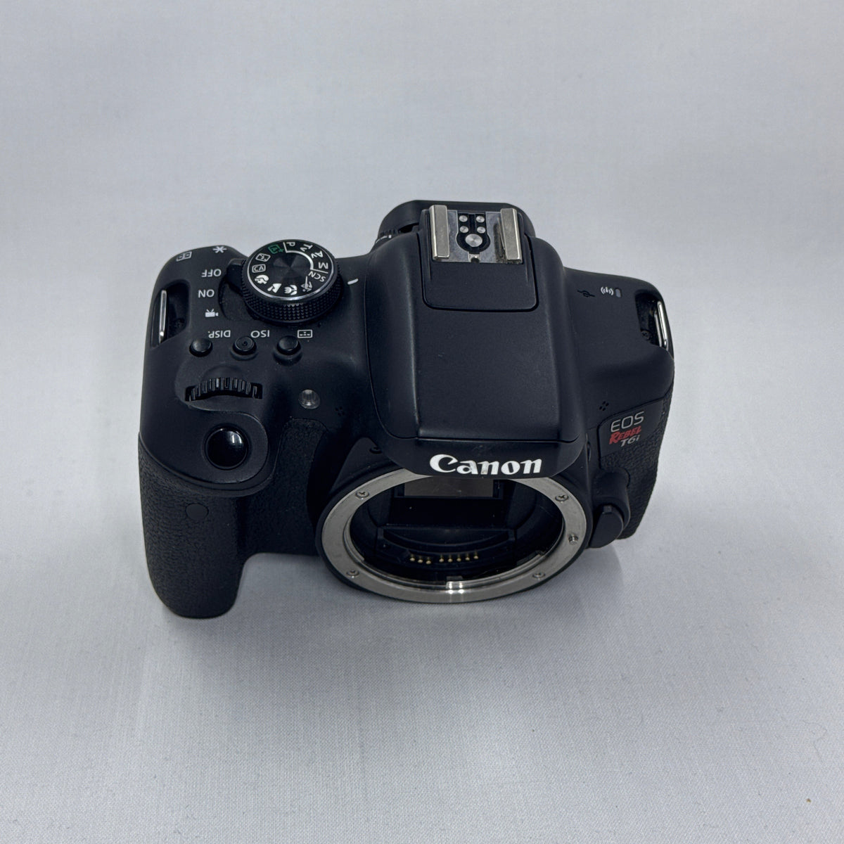 Used Canon EOS Rebel T6i Camera
