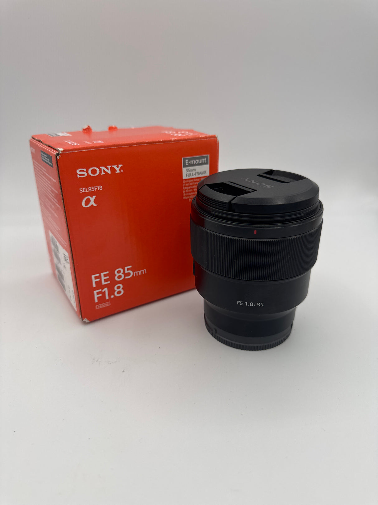 Used Sony FE 85mm f/1.8 Lens