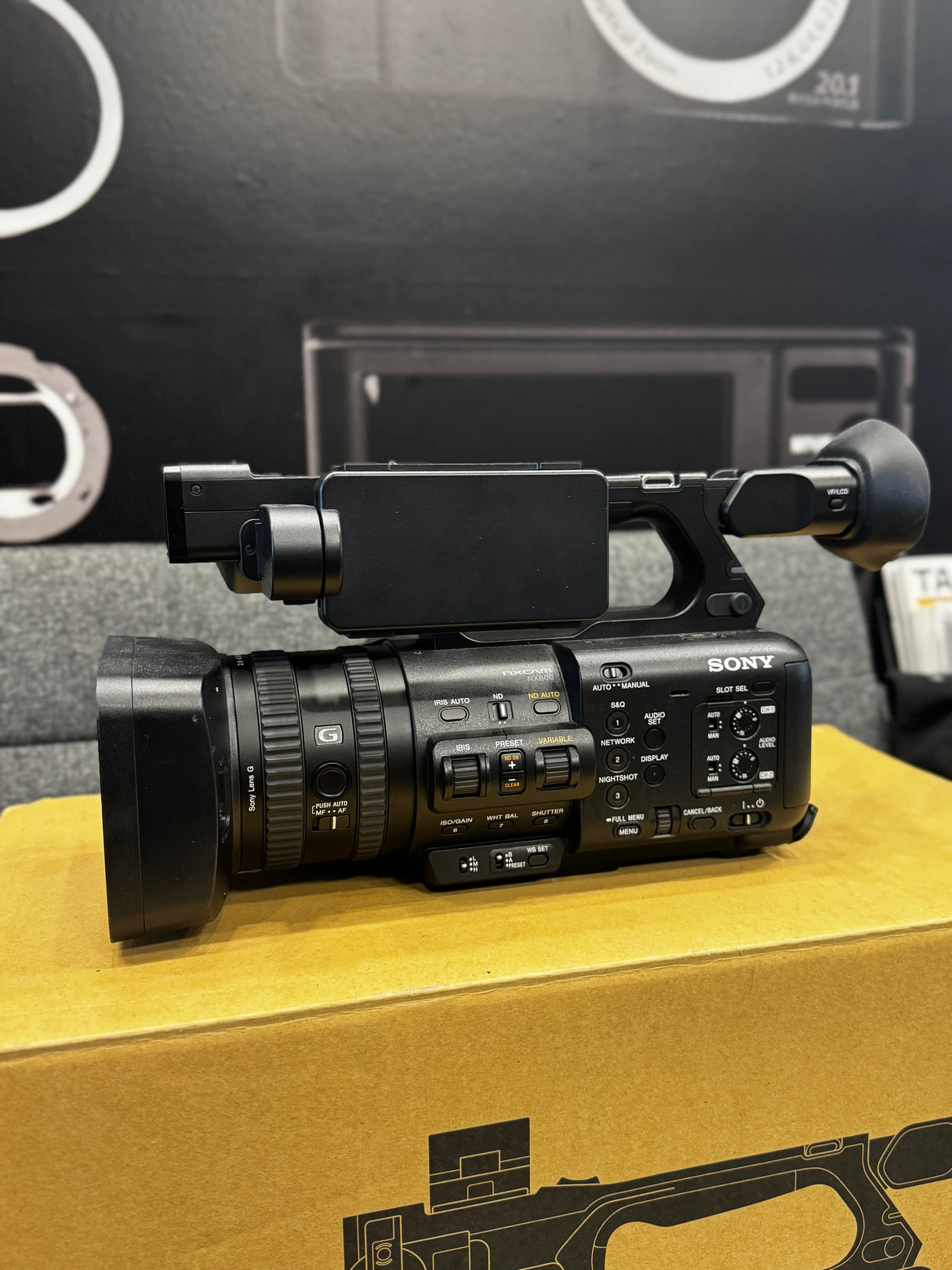 (USED) Sony NX800 Camcorder