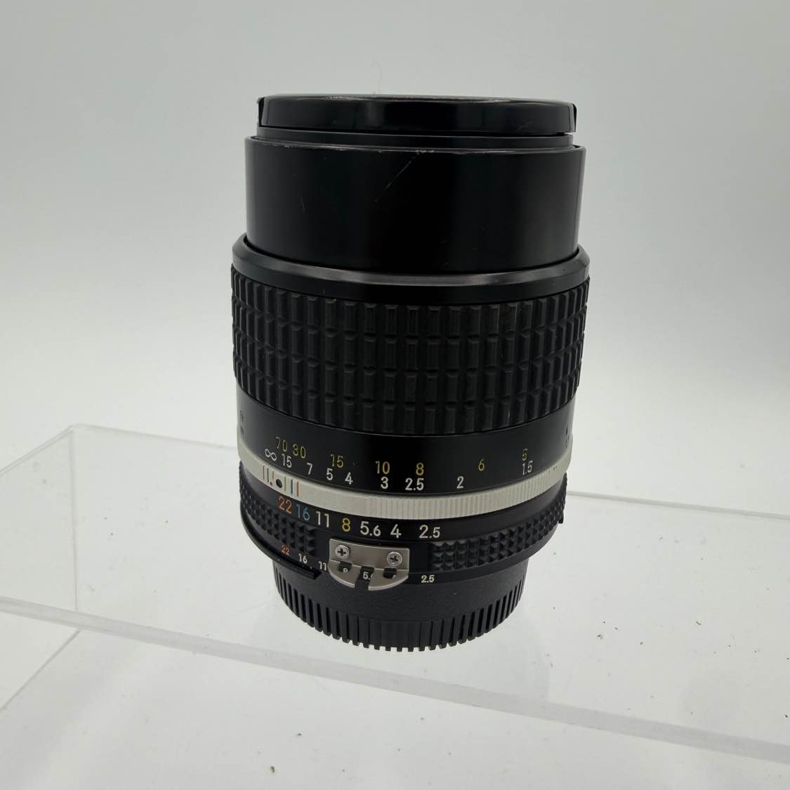 (USED) Nikkor 105mm F/2.5 Non Ai Telephoto Lens