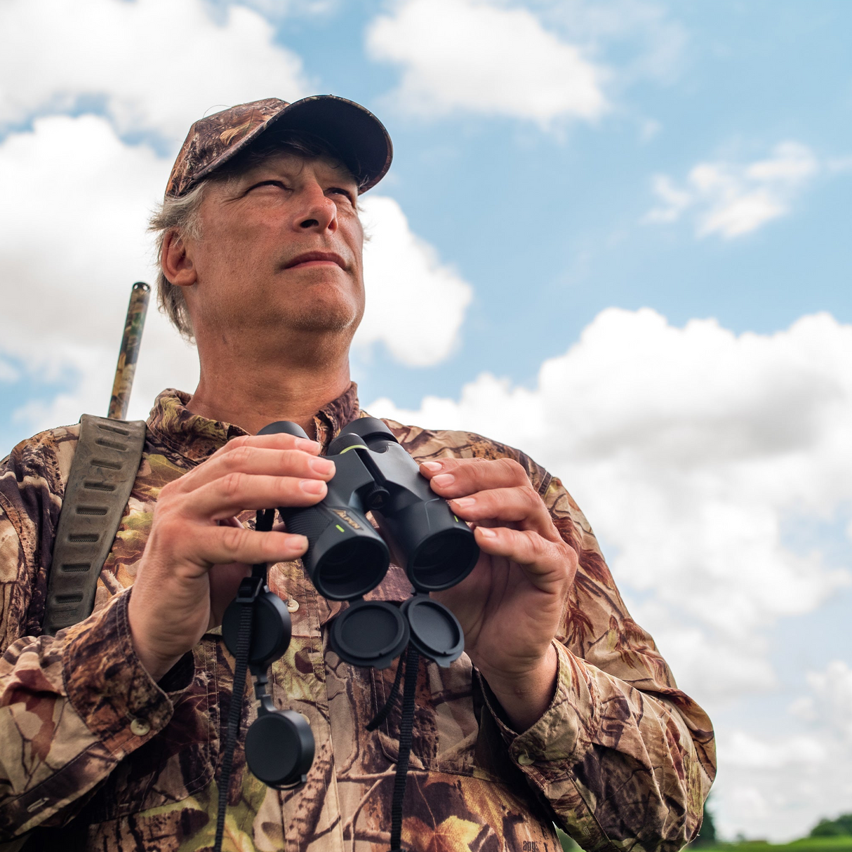 Apex 10x42 Binoculars