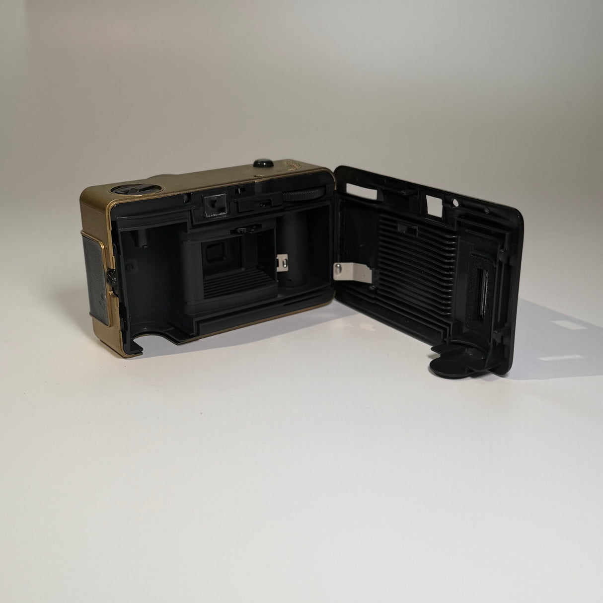 (USED) Lomography Fisheye 35mm Film Camera