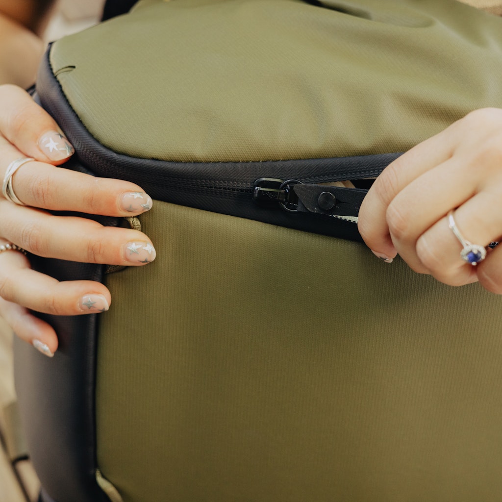 Everyday Backpack Zip | 15L | Kelp