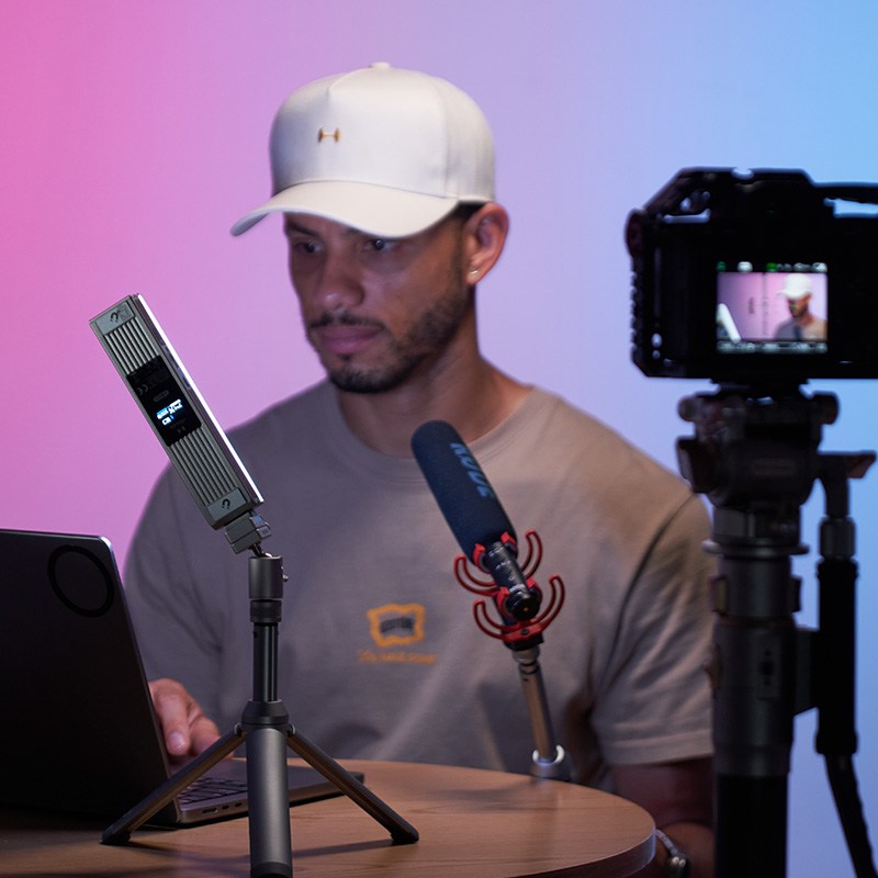 Harlowe Blade 5 Bi-Color & RGB Tube Light