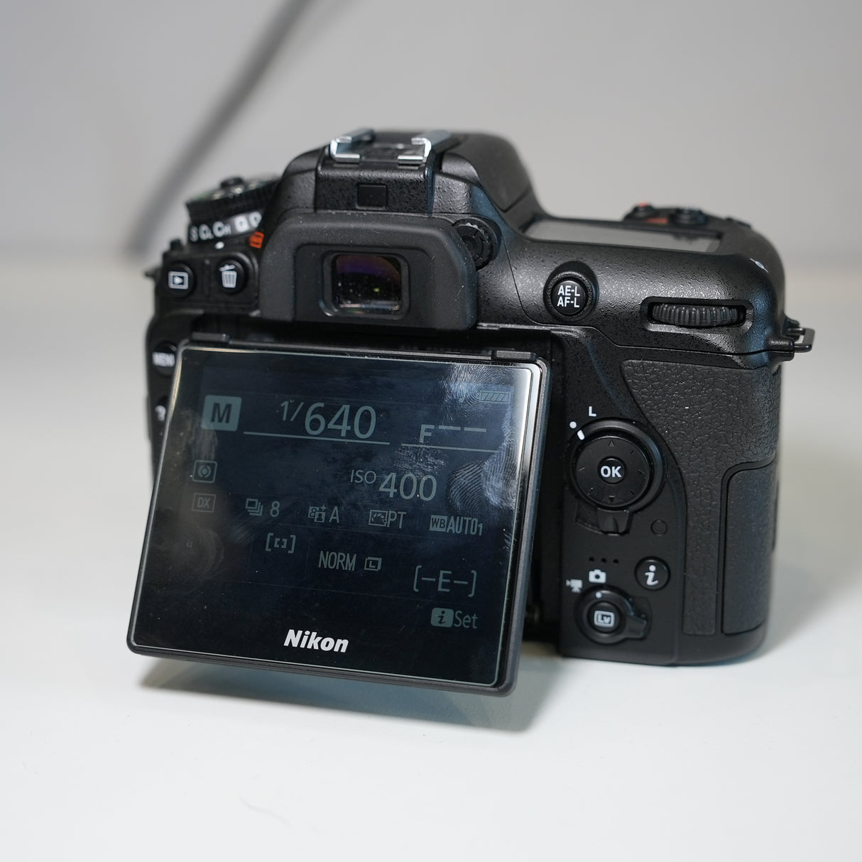 (USED) Nikon D7500 DSLR Camera (UNDER 2,000 SHUTTERS!)