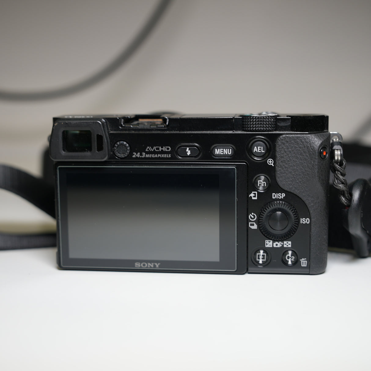 (USED) Sony a6000 Mirrorless Camera with Sony 16-55mm Kit Lens