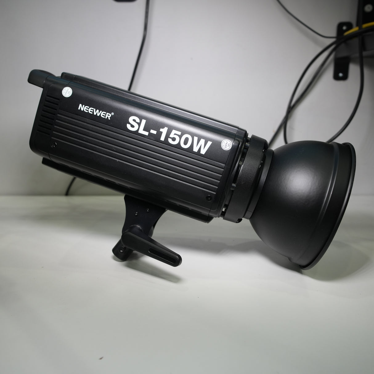 (USED) NEEWER SL-150W Continuous Bi-Color Light