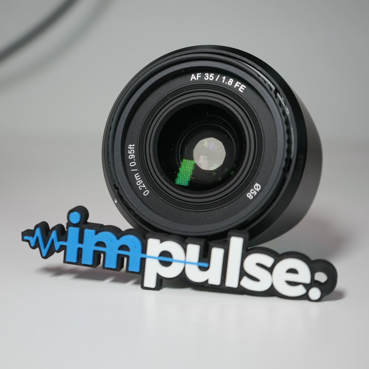 (USED) Samyang AF 35mm f/1.8 FE Lens (E-Mount) w/ Filter