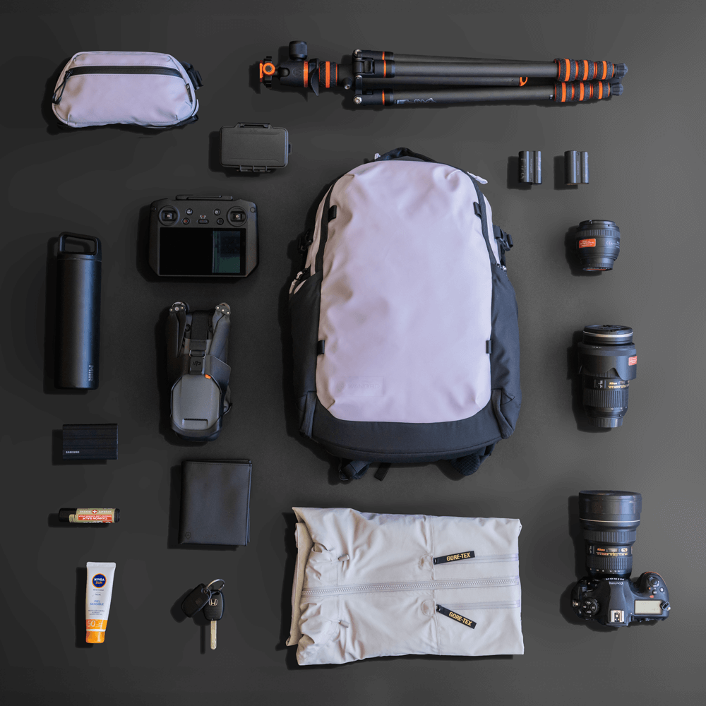 WANDRD STRATUS Photo 18L in Uyuni Purple — layflat view
