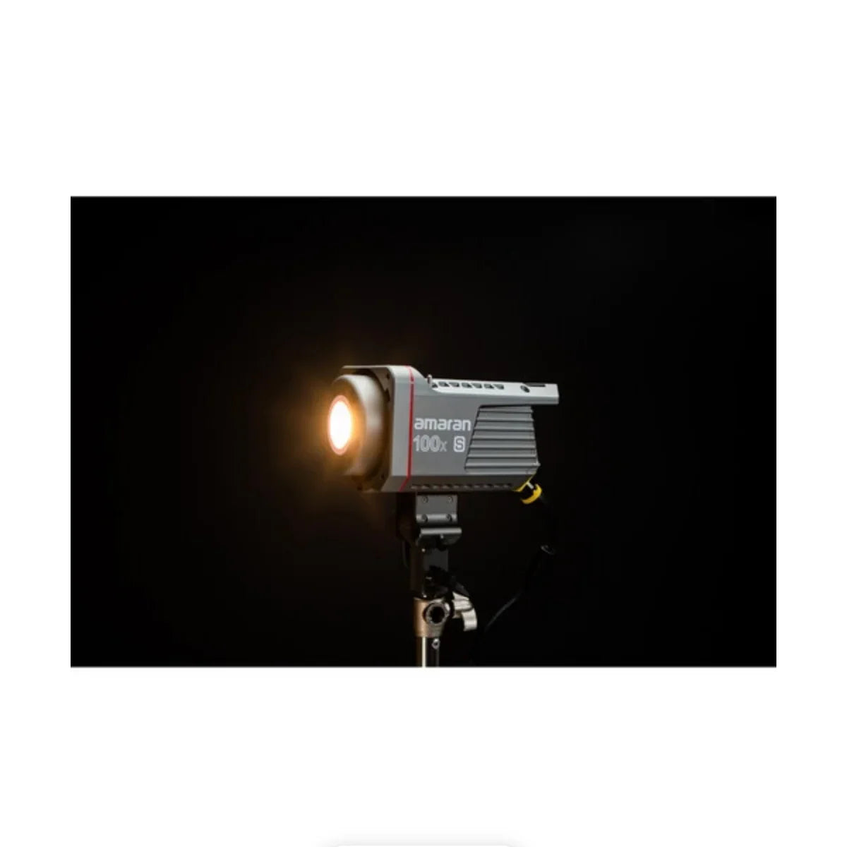 amaran COB 100x S Bi-Color LED Monolight