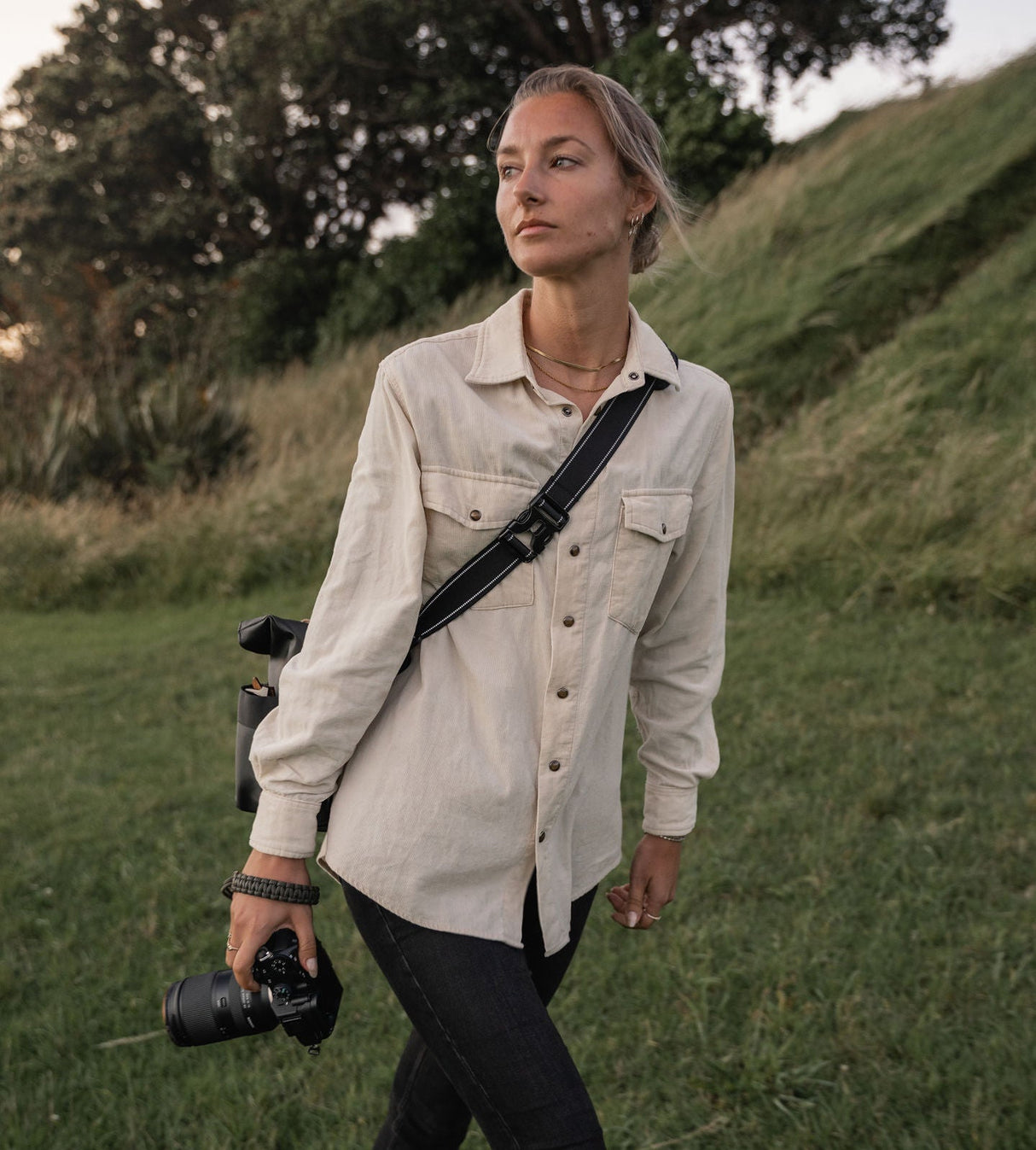 Bravo Mirrorless Shoulder Bag