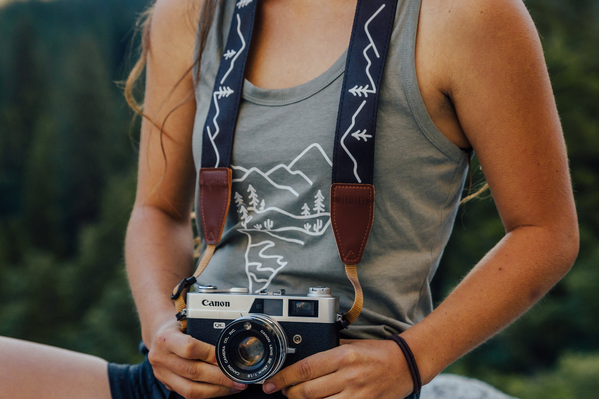 Simple Mountain Design Camera Strap