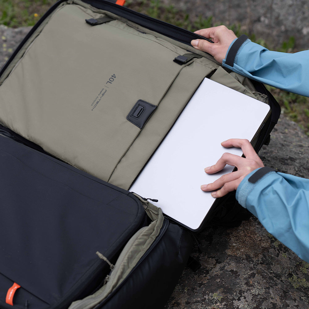 PGYTECH OnePro Flex Backpack 50L(Space Black) + Camera Insert L