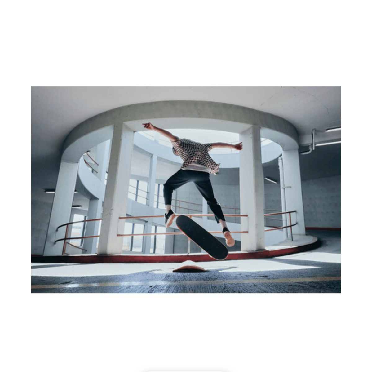 Canon EOS R7 Mirrorless Digital Camera with 18-150mm f/3.5-6.3 IS STM Lens