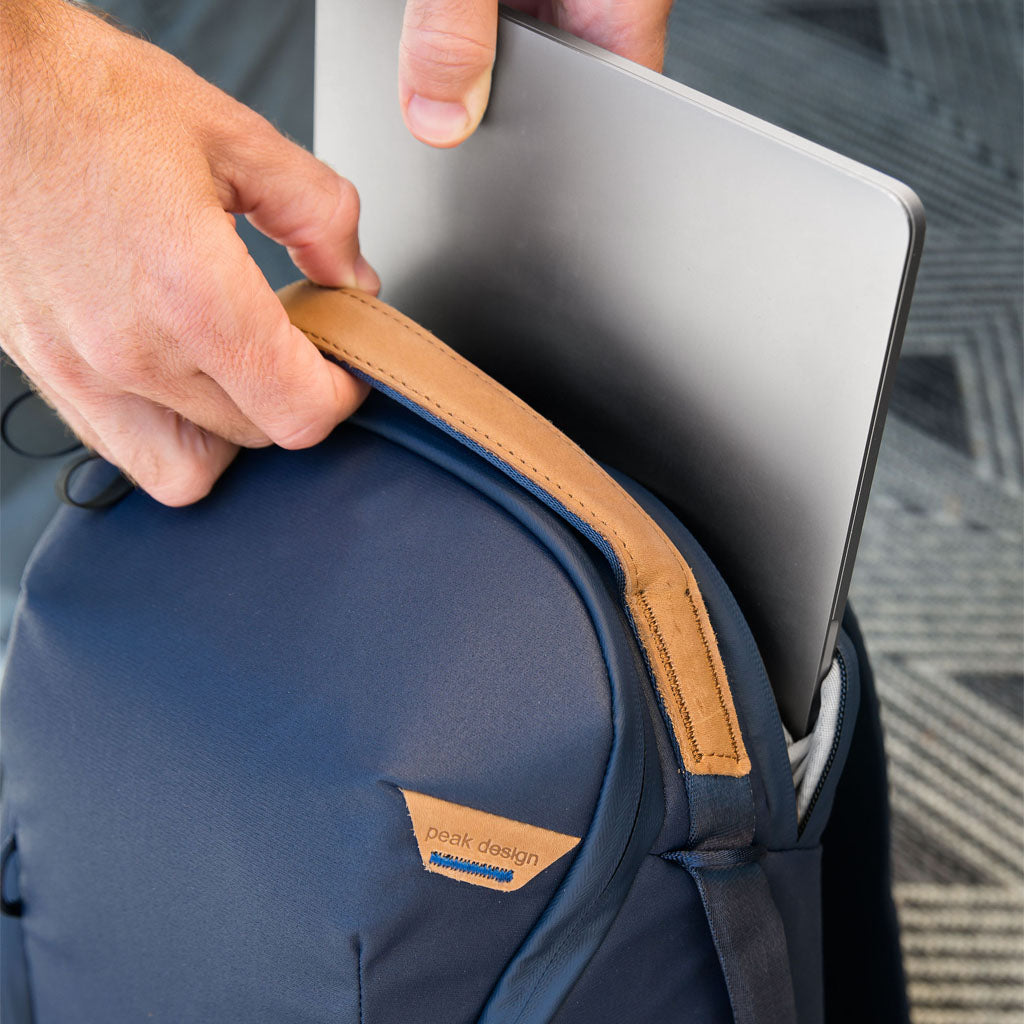Everyday Backpack Zip | 15L | Midnight (PFAS)