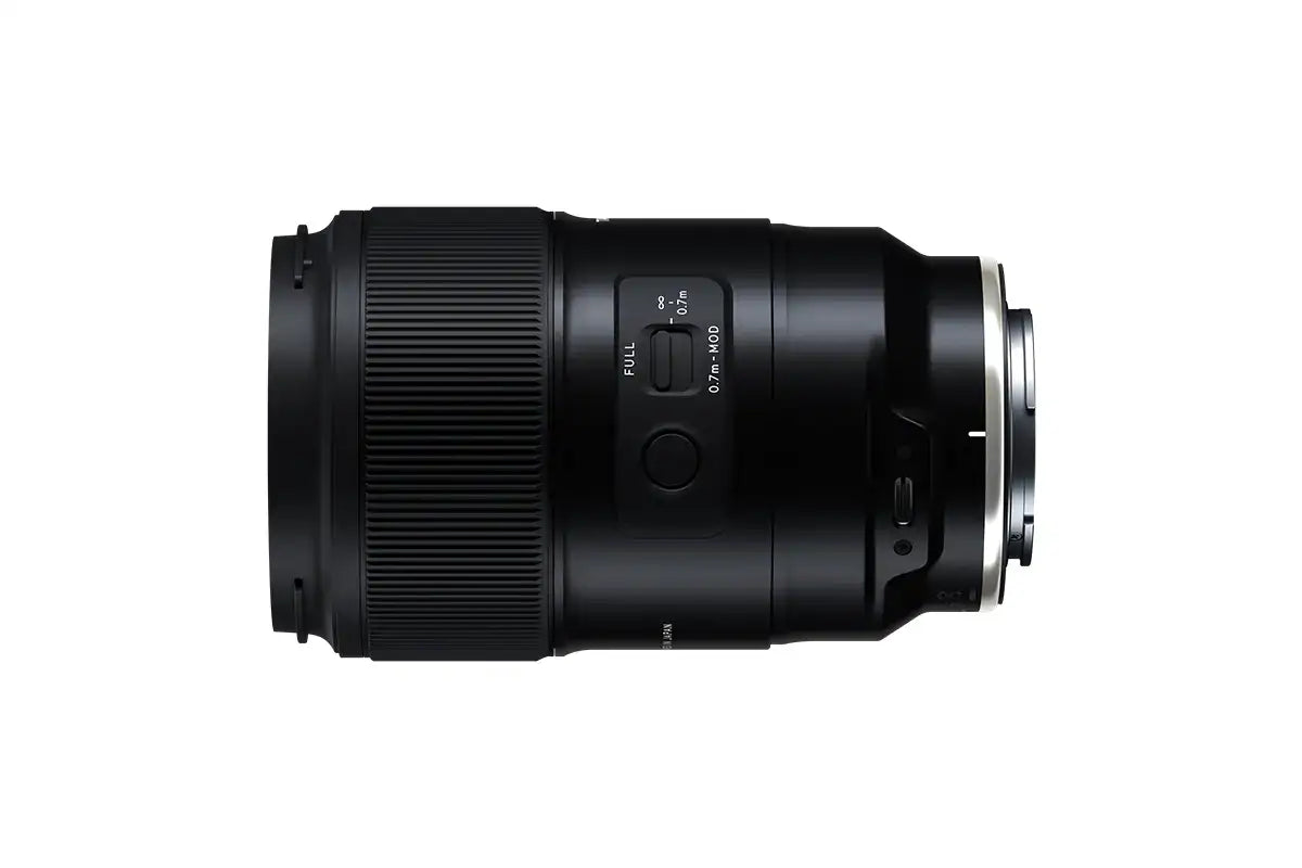 Tamron 90mm F/2.8 Di III VXD Macro — side profile