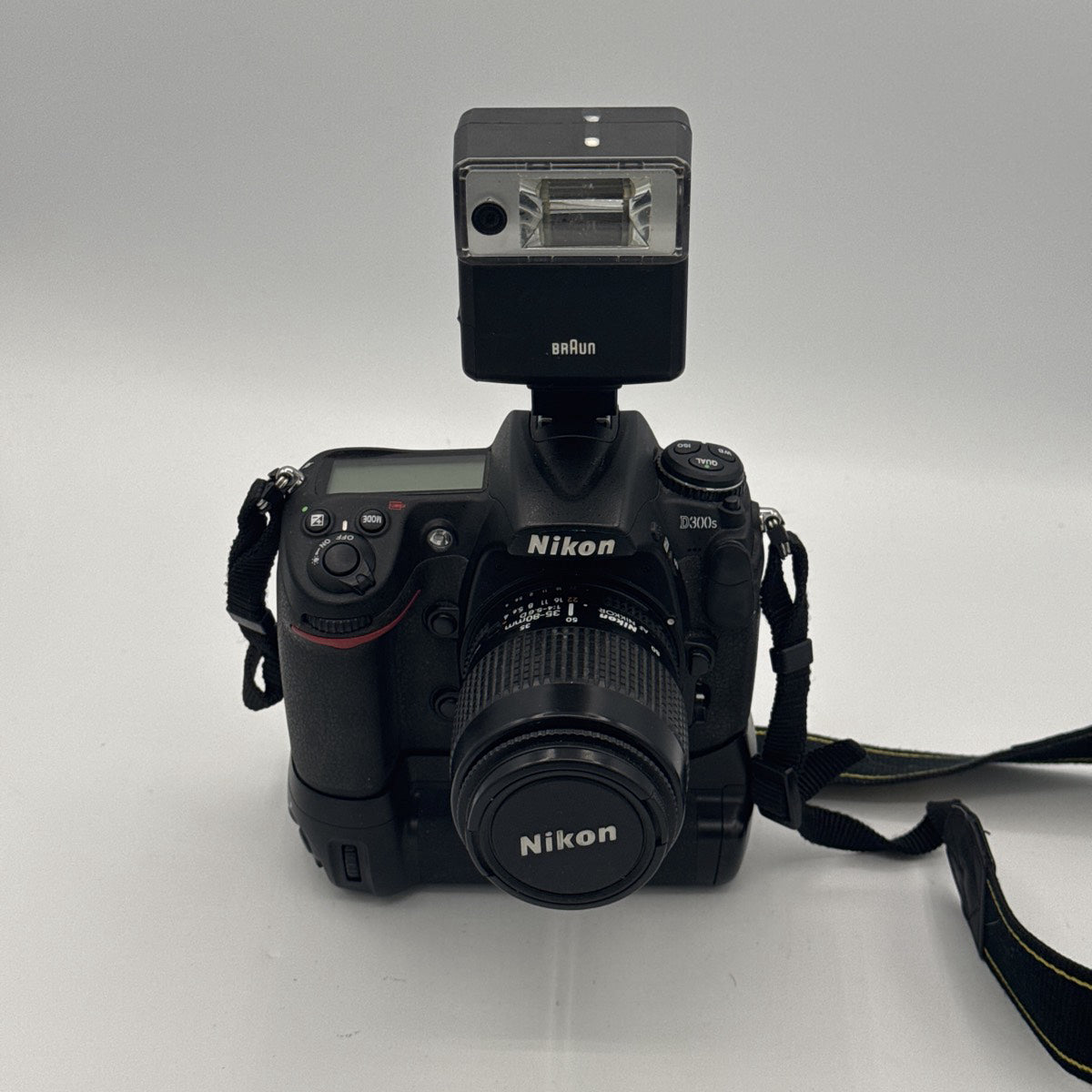 Used Nikon D300s with 35-80mm F4-5.6D Lens, Battery Grip and Flash Camera