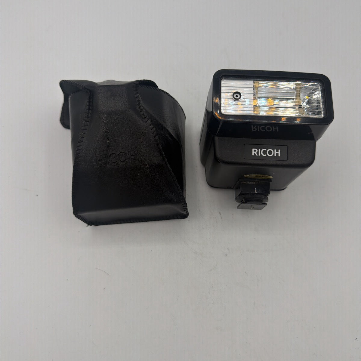 Used Ricoh XR Speedlite 240