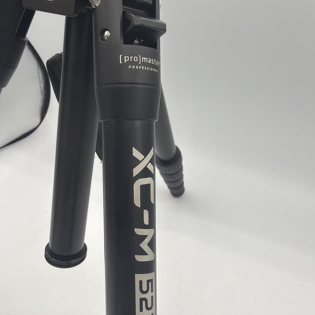 Used Promaster XC-M 522 Tripod