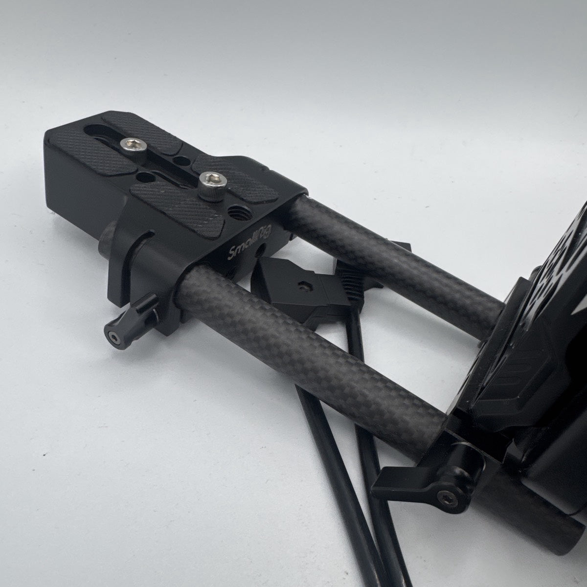 Used SmallRig V-Mount Rod System with 2 BP-160 Batteries
