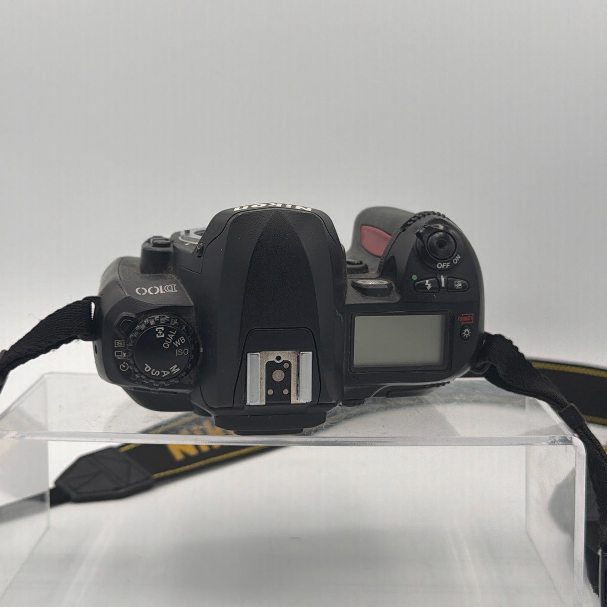 Used Nikon D100 Camera