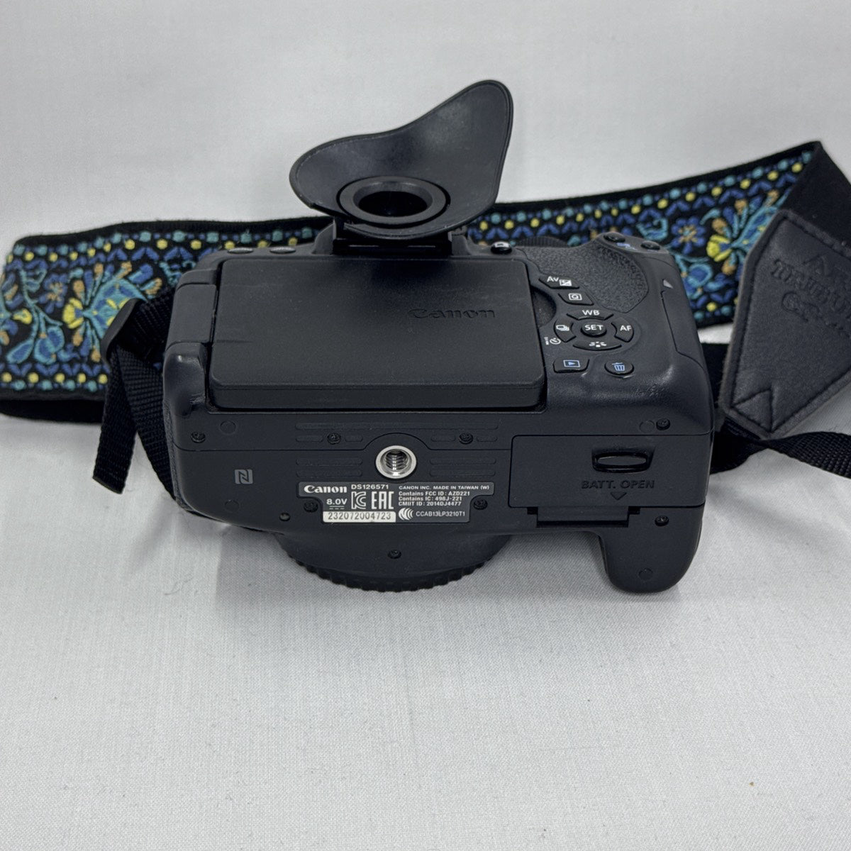 Used Canon EOS Rebel T6i Camera