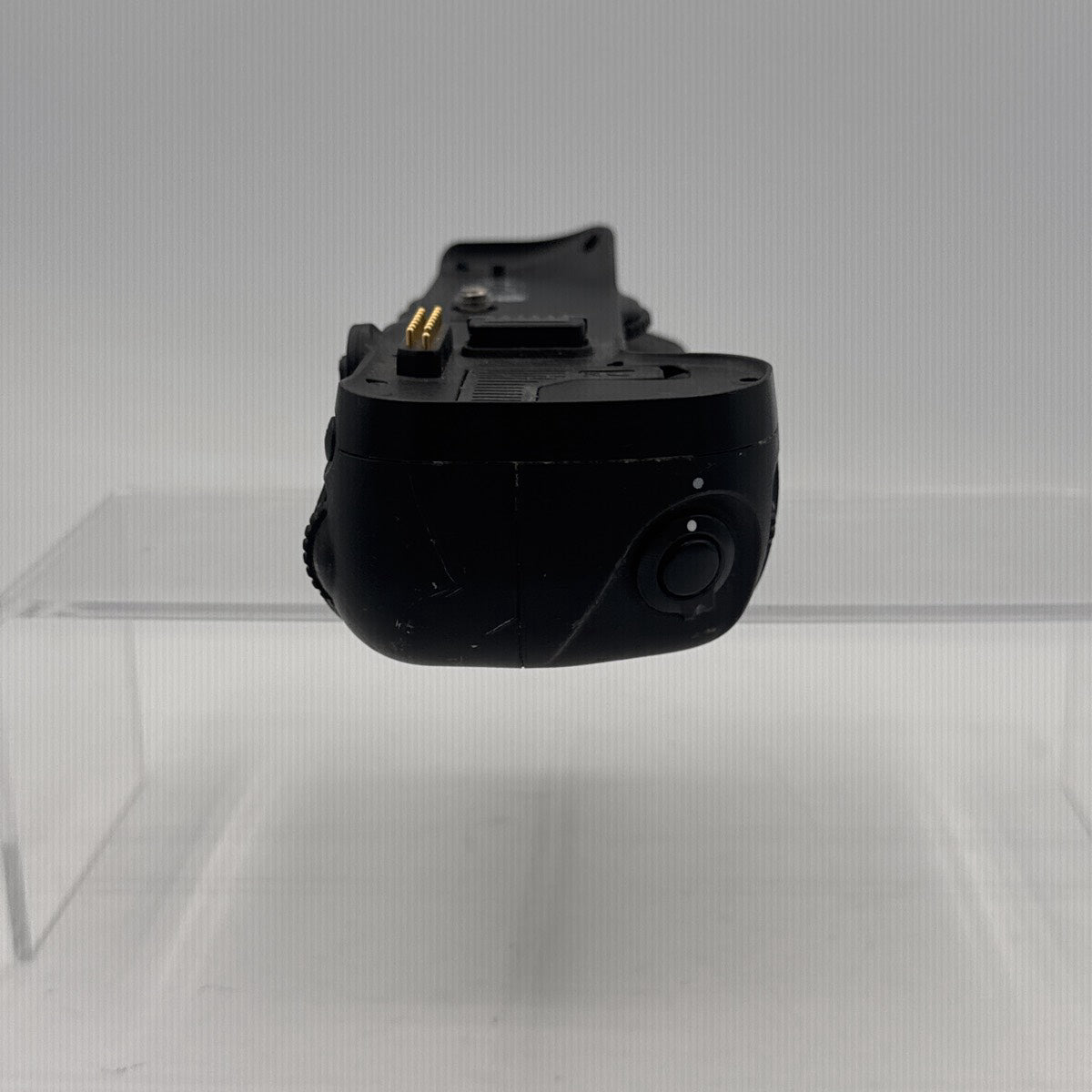Used Nikon MB-D10