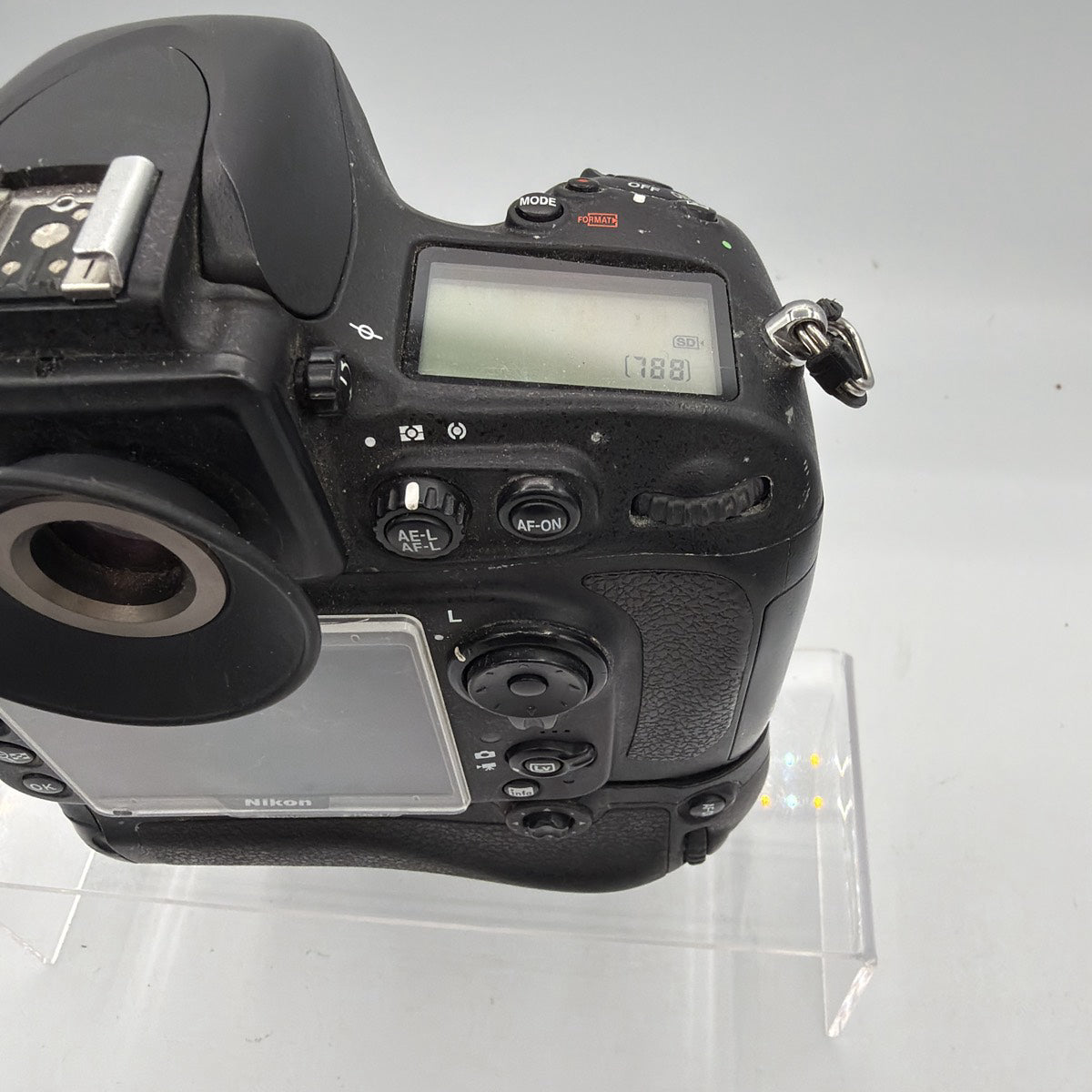 Used Nikon D800 with grip Camera