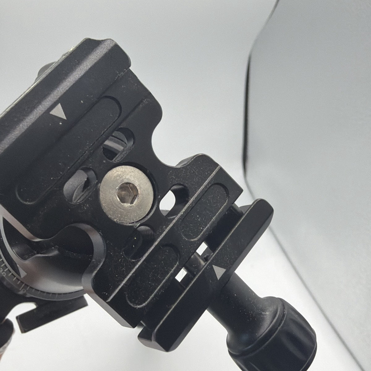 Used Promaster XC-M 522 Tripod