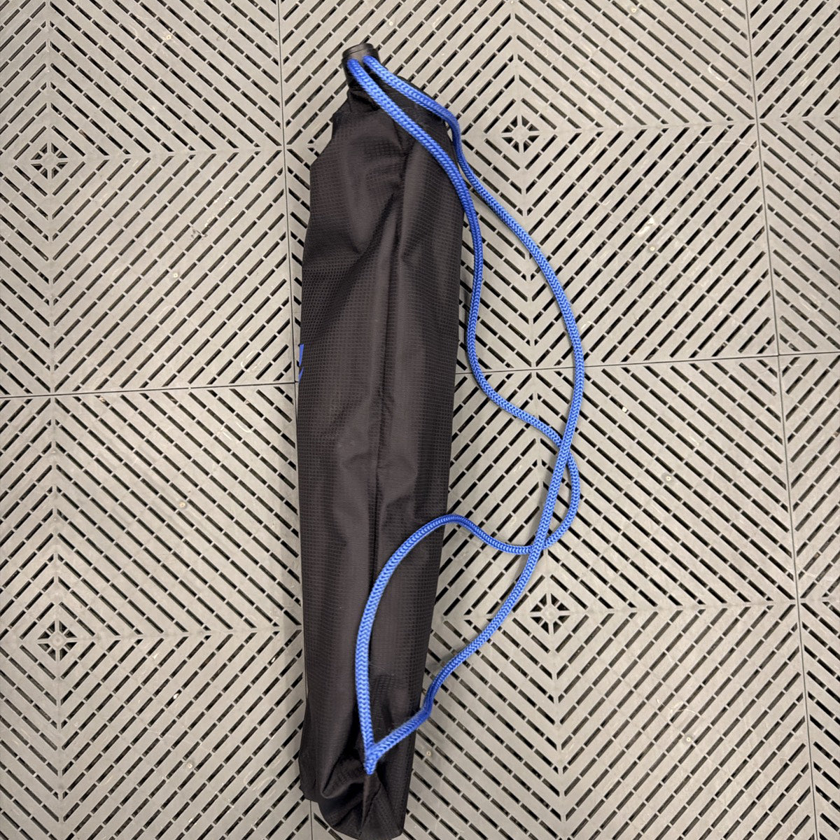 Used Benro Aero Tripod