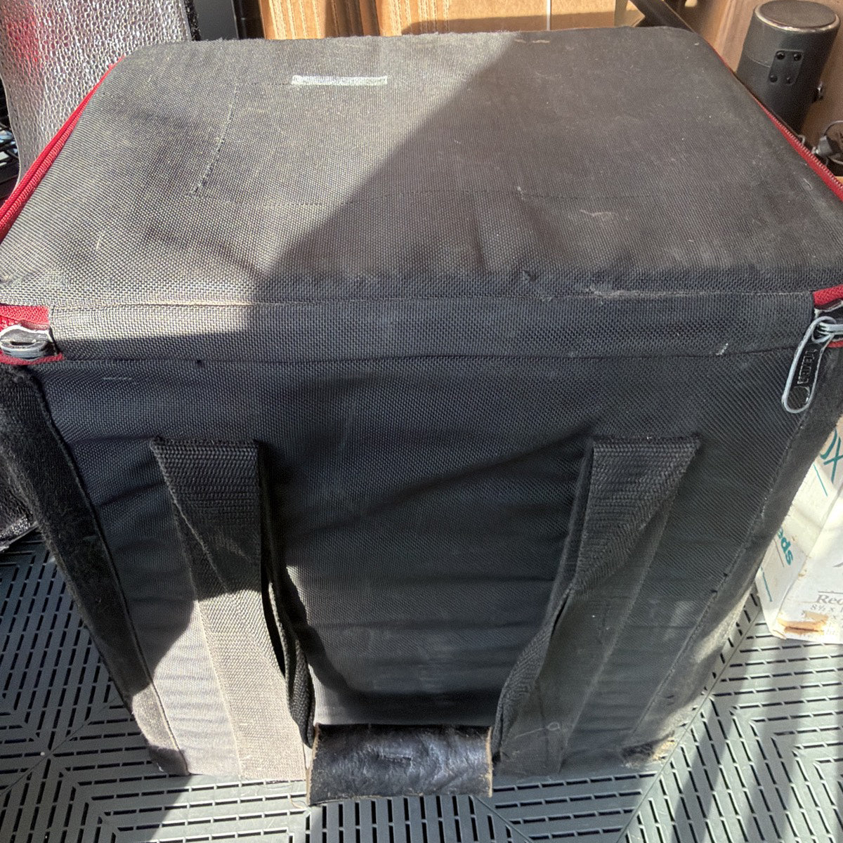 Used Profoto 2 Compact 600R with case