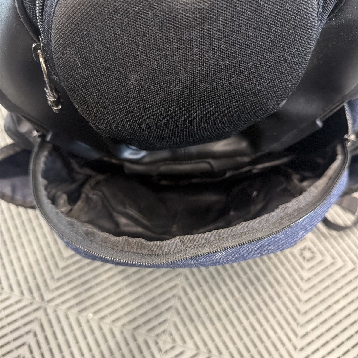 Used Oakley Tactical Field Gear AP40 Field Index Backpack