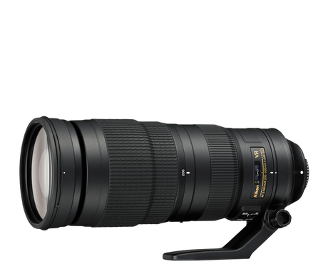 Nikon AF-S NIKKOR 200-500mm f/5.6E ED VR - Image 1