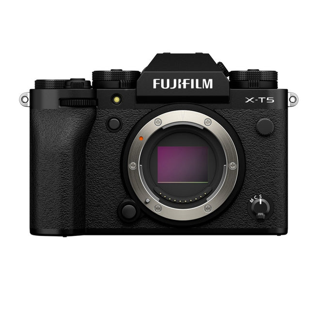 Fujifilm X-T5 16-80mm Lens Kit, Black - Image 1