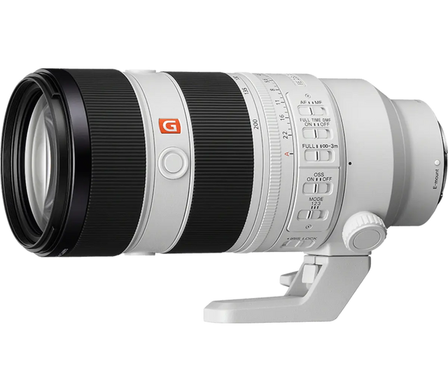 Sony FE 70-200 mm F2.8 GM OSS II Full-frame Telephoto Zoom G Master Lens with Optical SteadyShot - Image 1