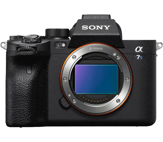 Sony Alpha 7S III - Full-frame Interchangeable Lens Camera 12.1MP, 10FPS, 4K/120p High Sensitivity - Image 1