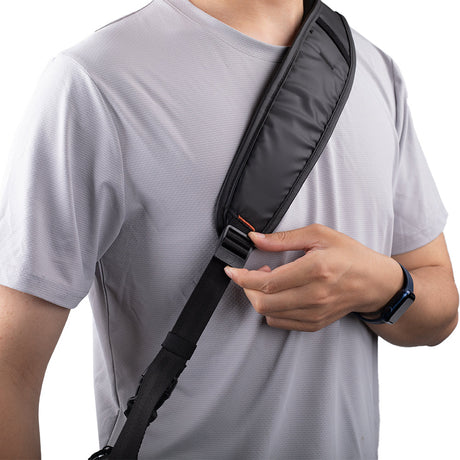 OneMo Travel Backpack
