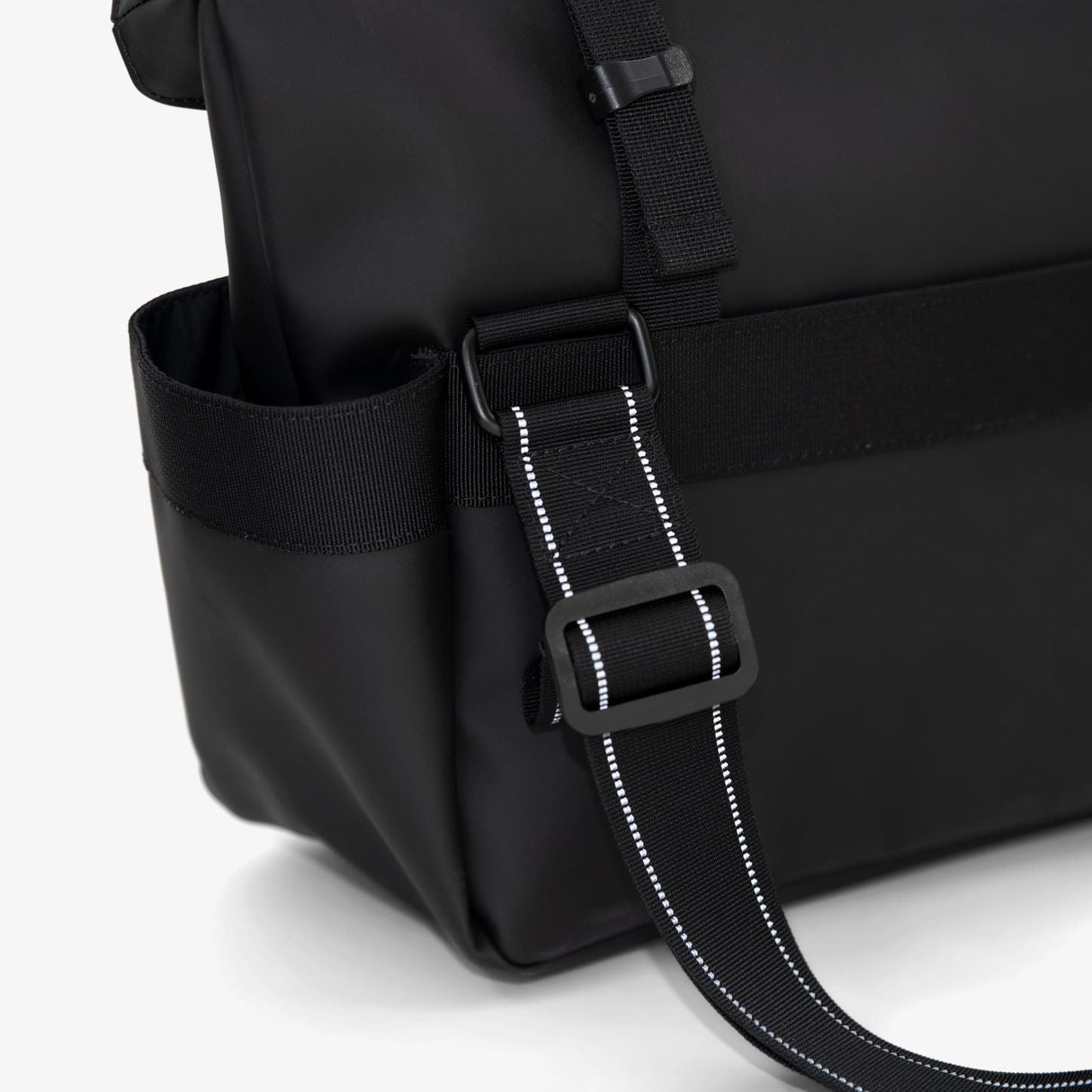 Bravo Mirrorless Shoulder Bag