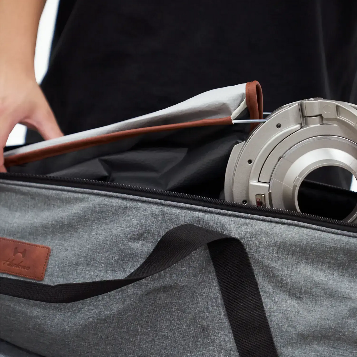 Harlowe Quick Release Softbox 1x4ft (30x120) with Interchangeable Bowens and Max Mounts