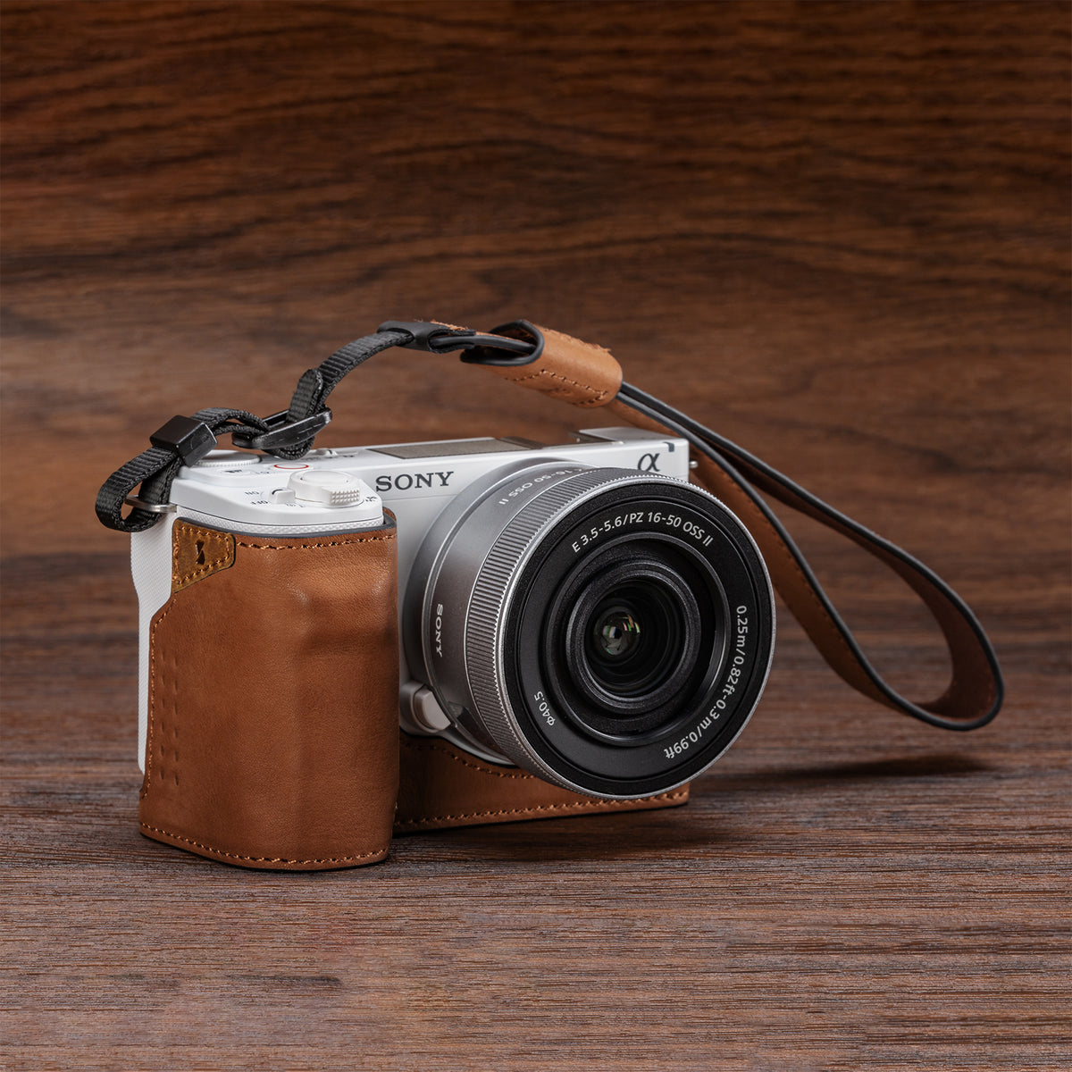SmallRig Leather Case Kit for Sony ZV-E10 II (Brown)