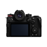 Panasonic LUMIX S1RII Full Frame Mirrorless Digital Camera - Image 3