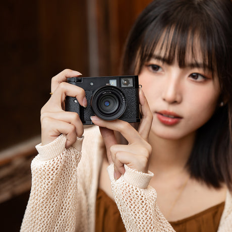 SmallRig L-Shaped Mount Plate with Silicone Handle for FUJIFILM X half (Silver)