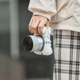 SmallRig L-Shaped Mount Plate with Handle for Canon EOS R50 V (White) 5430