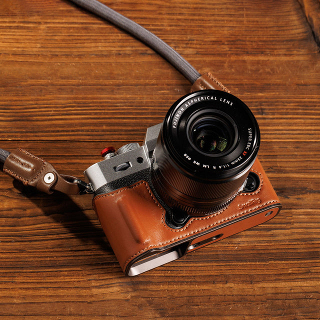 SmallRig Leather Half Case Kit for FUJIFILM X-T30 & X-T30 II & X-T30 III (Brown)